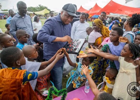 Hon. Samuel Okudzeto Ablakwa Hosts Massive Christmas Party for Over 6,000 Children in Juapong, Awards 50 Tertiary Scholarships. 